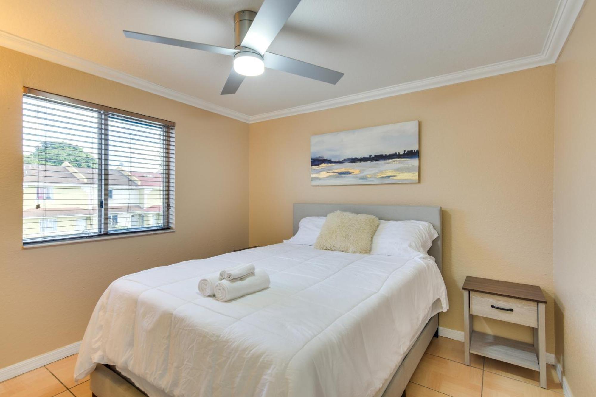 Opa-Locka Townhome, 15 Mi To Miami Beach! Exterior foto